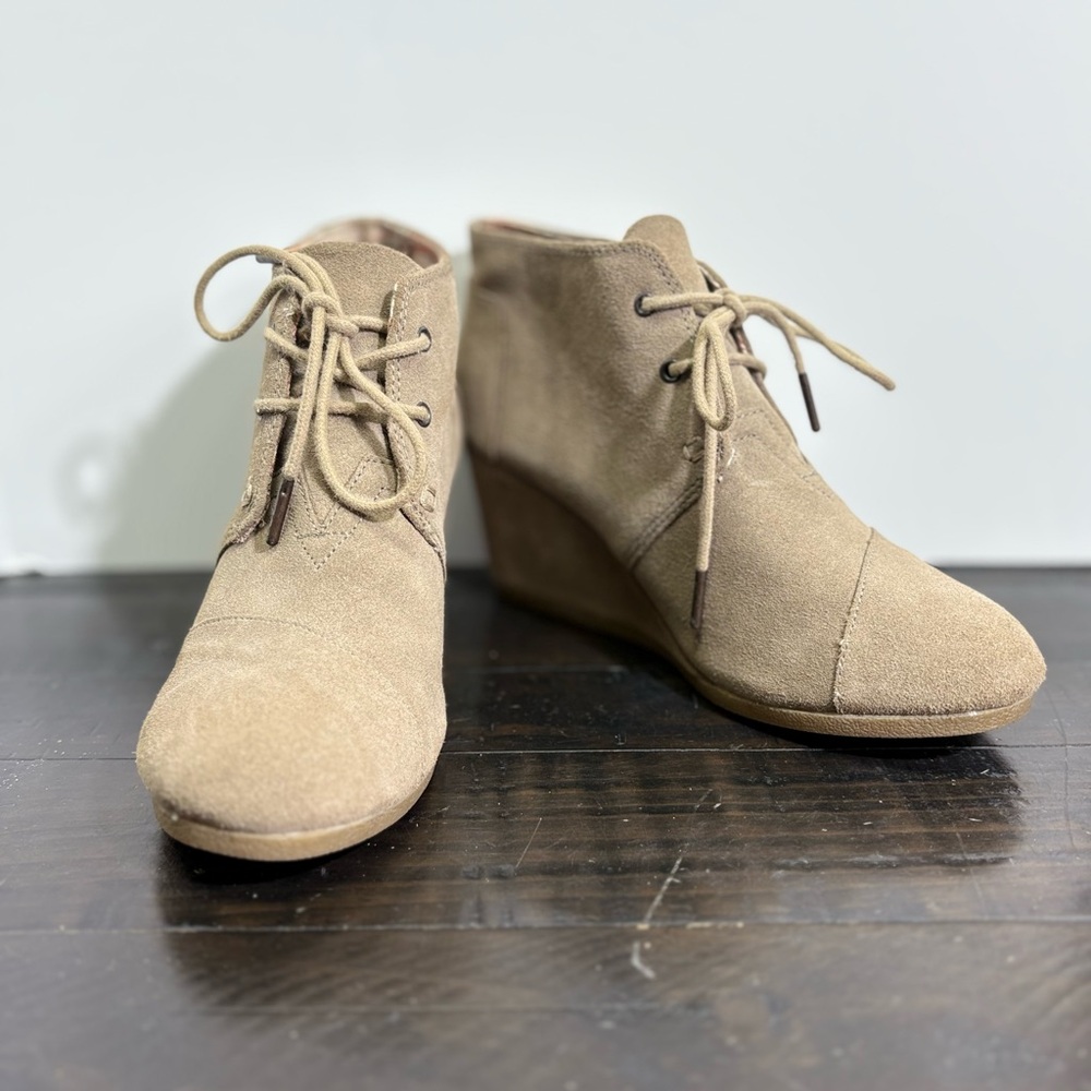 TOMS Desert Wedge Heel Lace Up Round Toe Ankle Booties Shoes Women's Size 9